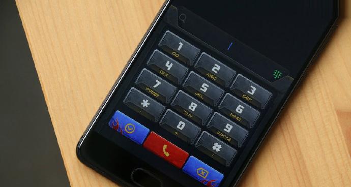魅蓝e2变形金刚版——开启科技与玩具的新篇章（超越想象力的结合，魅蓝e2变形金刚版的新魅力）